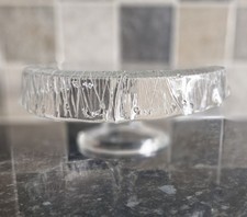 Unusual and beautiful Italian table cloth design glass cake stand
