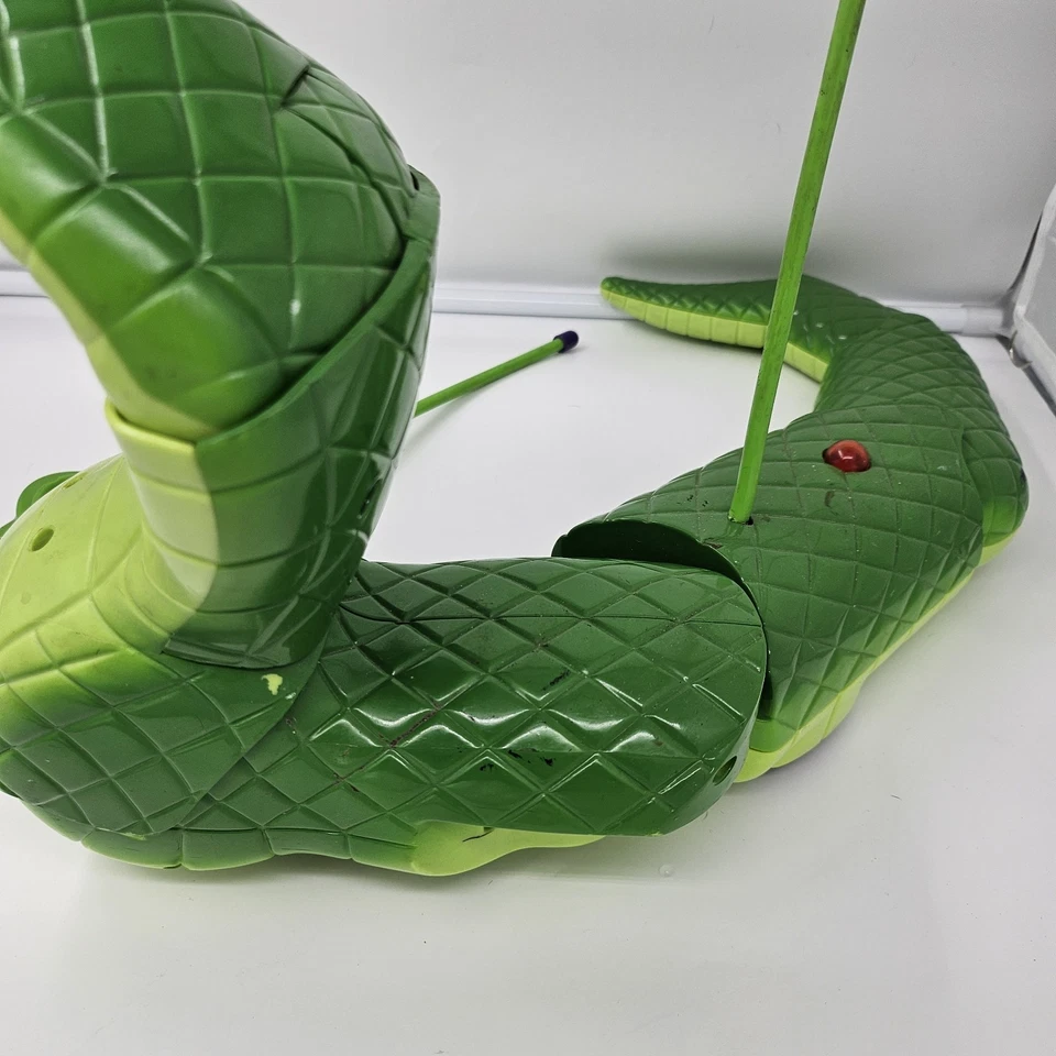 老式 Fisher Price Slithering Snake 遥控器遥控玩具 — 第 2/4 张图片