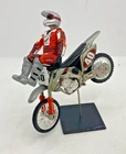 45732 HOT WHEELS / MOTORCYCLE X / MOTORCYCLE CROSS DIRT BIKE HONDA WITH RIDER N°40 1/18