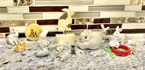 Mixed Lot Mini Figures Lot Of Bunny Rabbits: Pewter, Ceramic, Wood, Plastic…