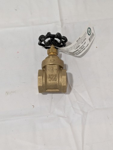 Legend Gate Valve: 1" Pipe, FNPT x FNPT, Brass 104-465NL