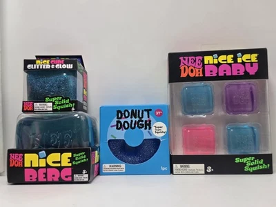 NeeDoh Blue Nice Berg Nice Cube Glitter Glow Baby Ice Donut Dough 4 Stück - Bild 1 von 4