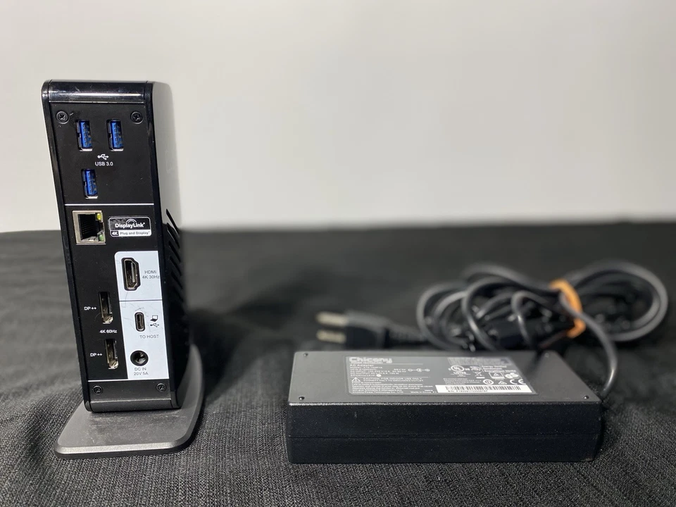 PLUGABLE USB-C Triple Display Docking Station USB Power Delivery 1x4K UD-ULTCDL - Image 3 of 4