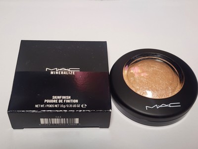 MAC Soft and Gentle Mineralize Skinfinish Powder Highlighter Gilded Peach Bronze