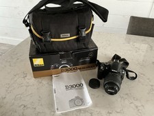 Nikon D3000 Digital SLR Camera 18-55 VR Kit With Bag. EC One Owner Hardly Used