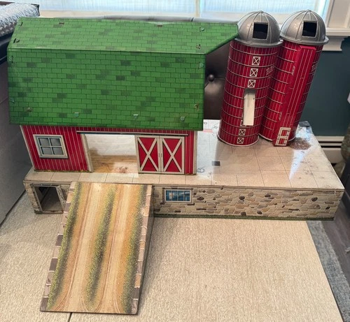 Vintage Marx Happi Time Barn Farm Tin Farmhouse Collectible Toy - Nice Rare Find