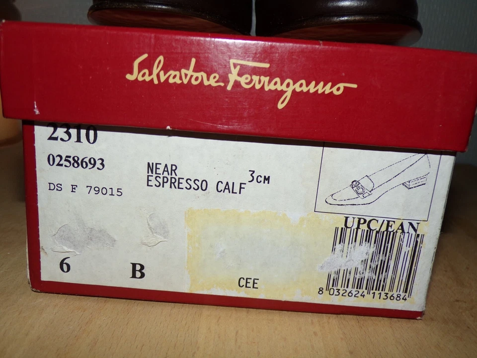 Chaussures Salvatore Ferragamo - Femme - - Photo 2/4