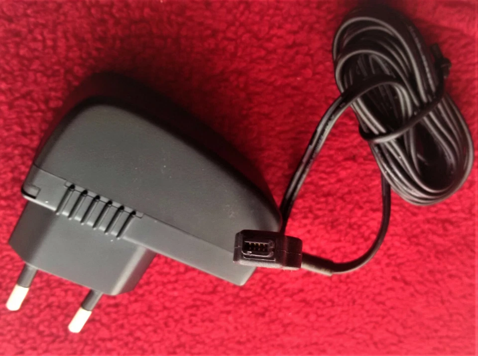 Adapter Logitech  P925BW05050EBD0 für Bluetooth Headset HS03 OP: 5V 500mA NEU! - Bild 3 von 4