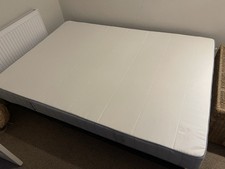 Nearly New Double Mattress 4ft65