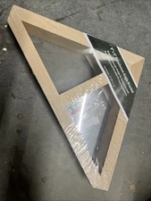 9” x 9” Farmhouse Angle Bracket