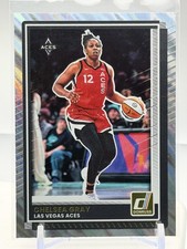 Chelsea Gray 2025 Donruss WNBA Holo #38