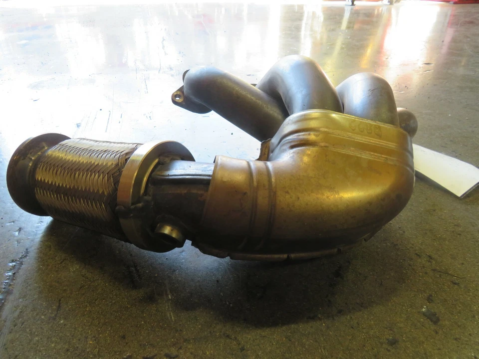 Ferrari 458 Italia, Spider, LH, Left, Exhaust Manifold, Used, P/N 264391 - Image 4 of 4