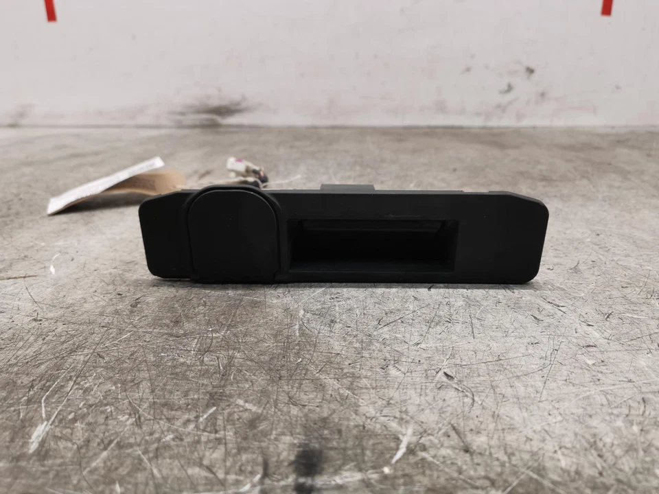 MERCEDES A CLASS TAILGATE BOOT HANDLE W/ CAMERA 2012-2018 A1667500993 #90166