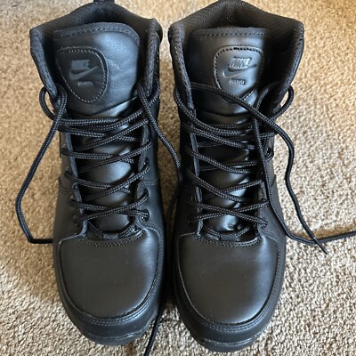 Size 8 - Nike Manoa Leather Black