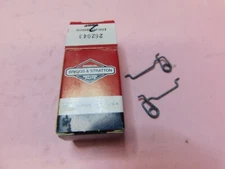 GENUINE BRIGSS & STRATTON 2 GOVERNOR LINK # 262043  --  BOX 6004 Q