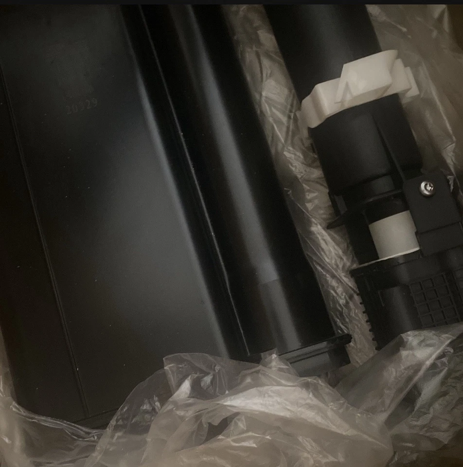 Bote de carbón de emisiones evaporativas para Lexus ES300h 2017-13 Foto 2 de 2