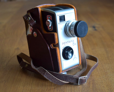 Vintage Schmalfilmkamera Pentaka 8B DDR Carl Zeiss Jena Biotar 2/12,5 Tasche OVP