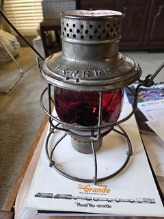 Early 1900's Denver & Rio Grande Railroad Tall Handlan Red Globe Lantern Globe