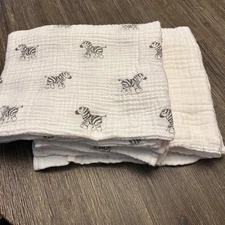 2 Swaddle Designs Baby Infant Zebra Swaddle Blanket White Gray Cotton 43” x 43”