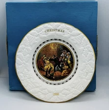 Vintage Coalport Bone China Christmas 1980 Blind Man's Bluff Collector Plate