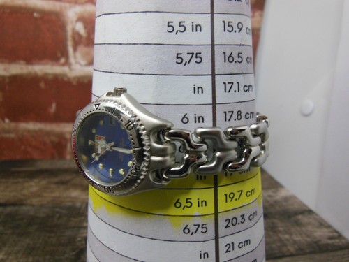 Ladies Tommy Hilfiger 1500 Professional Silver Tone Gray Dial Date Watch - Picture 4 of 13