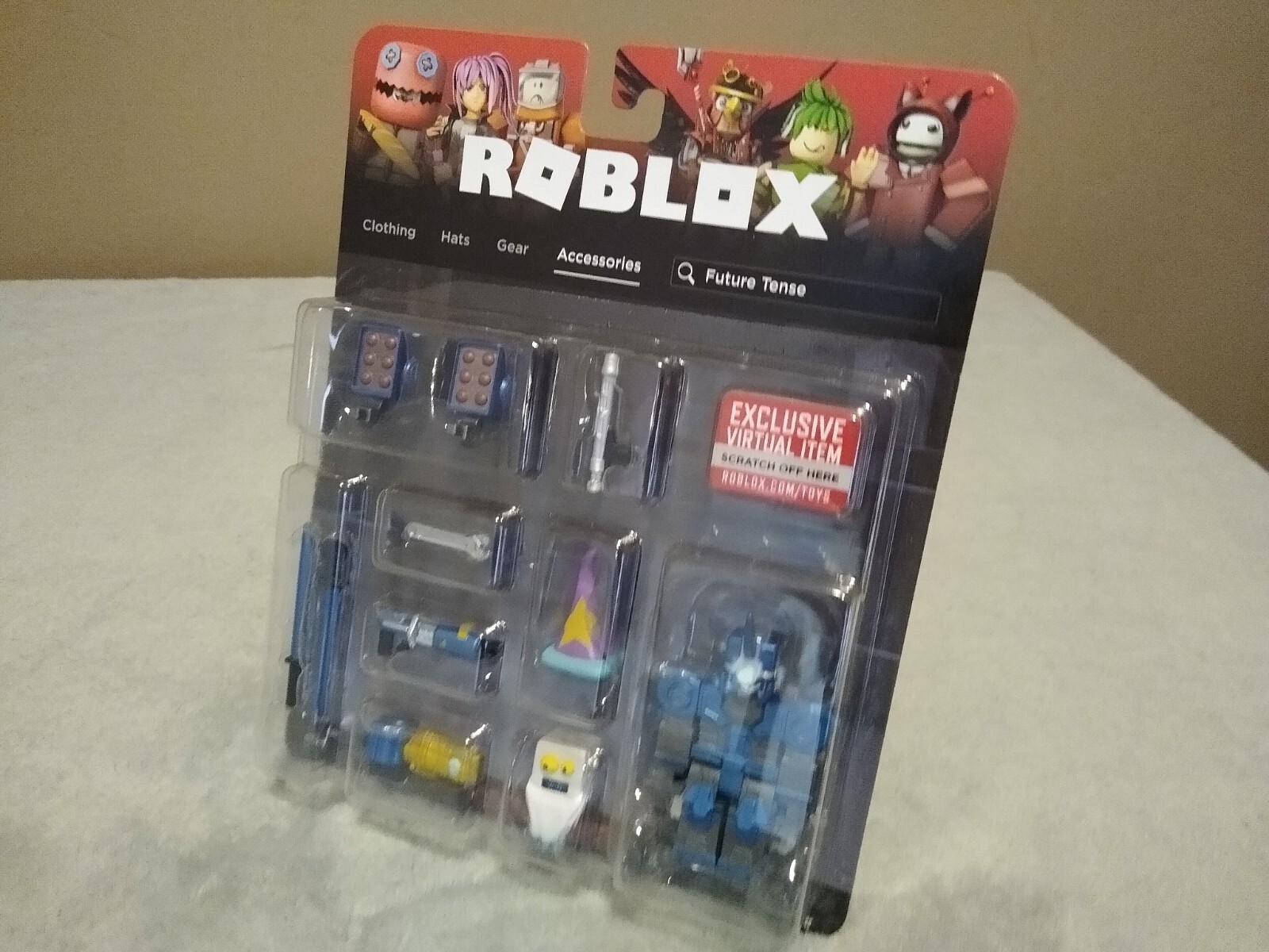 ROBLOX AVATAR SHOP FUTURE TENSE ACTION WITH VIRTUAL ITEM CODE BRAND NEW