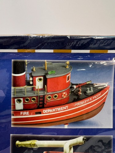 Modellino barca dei pompieri Lindberg scala 1/72 Bateau-Pompe # 77226 - Foto 7 di 10