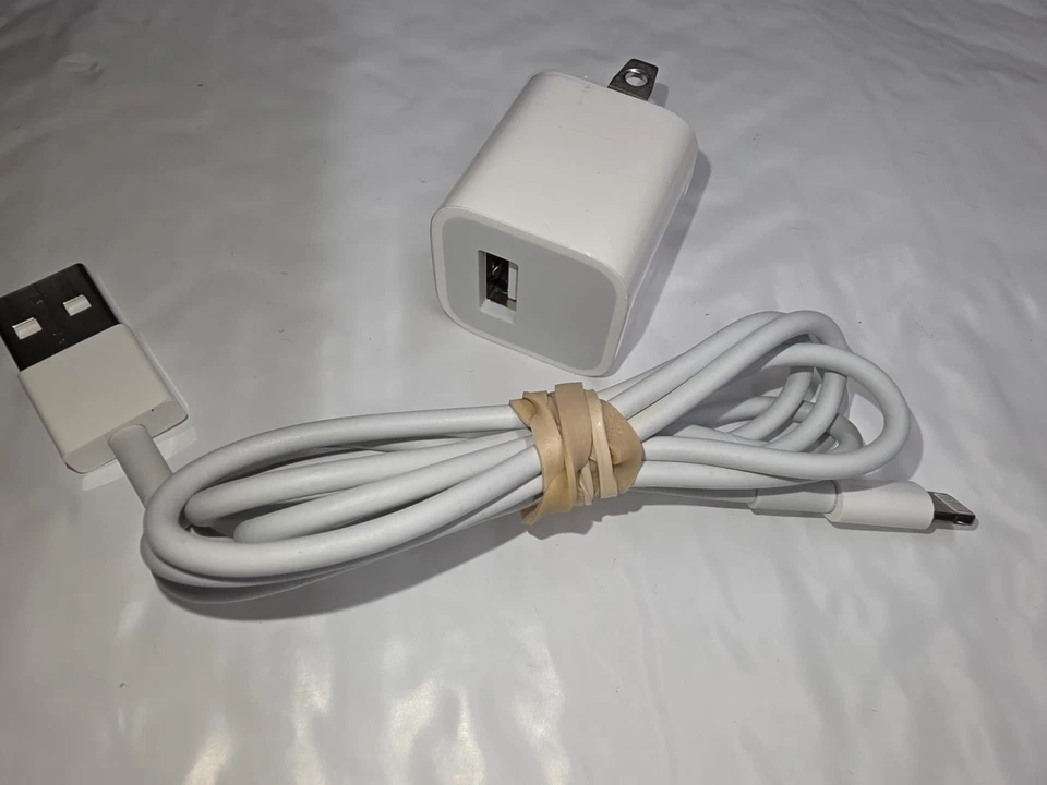 Original Apple 5W USB Power Adapter Wall fast Charger for iPhone - Image 2 of 3
