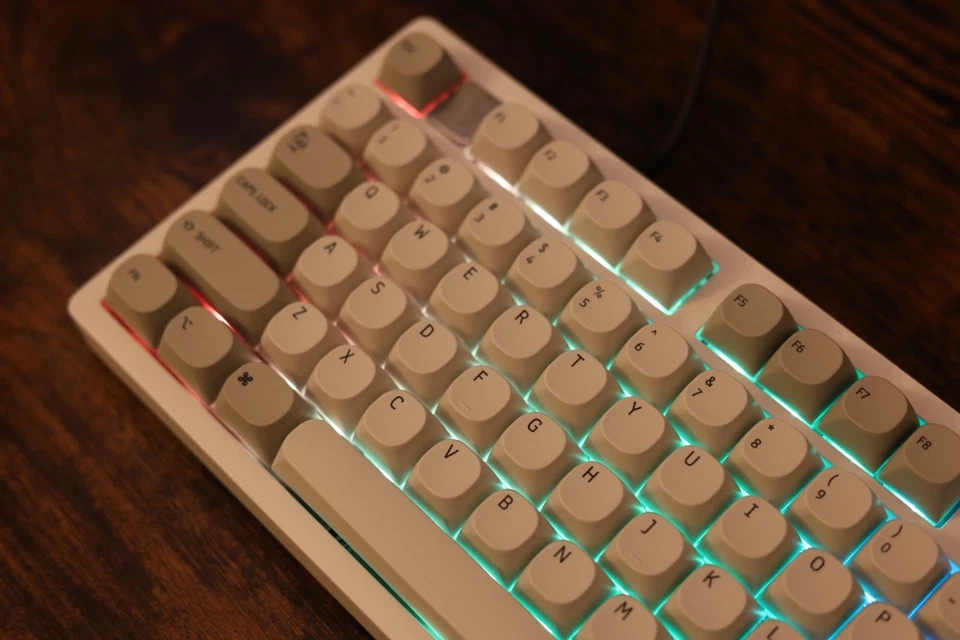 Aluminum Vintage Style Custom Mechanical Keyboard RGB Brown Switches 75% Wired - Image 3 of 4
