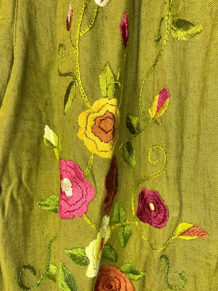 Pantalones Bloomers Bordados Florales Perla Magnolia Verde Talla Única Foto 3 de 4