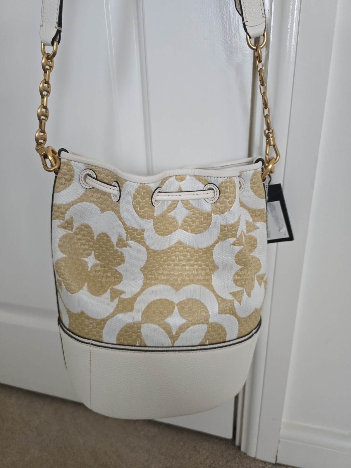 Kate Spade Cream Flower Monogram Raffia Gramercy Medium Bucket Bag New £450 image 9