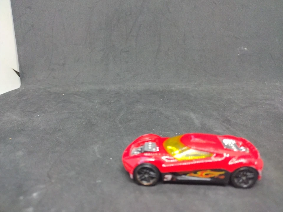 Hot Wheels Rojo Mitsubishi Doble Shotz Hecho en Tailandia E28 Foto 3 de 4