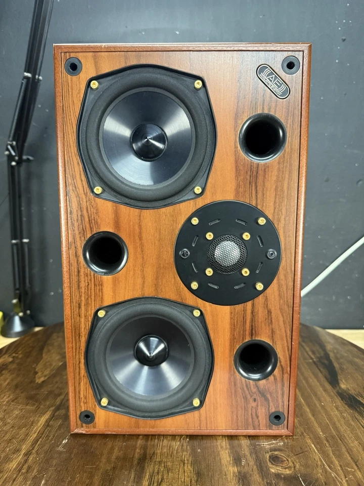 Acoustic Energy AE2 Vintage Bookshelf Speakers - Image 3 of 4