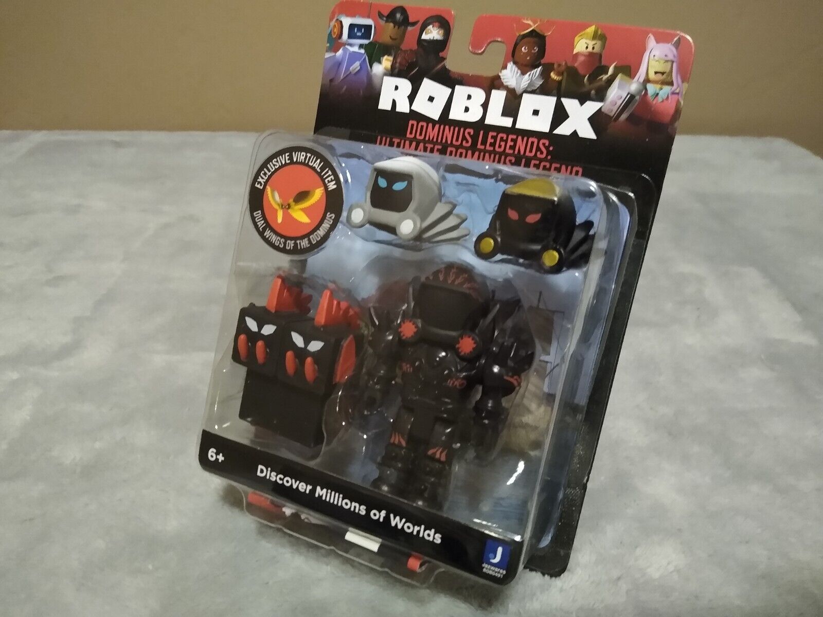 Roblox ULTIMATE DOMINUS LEGEND 2.5 In Figure Dual Wings Virtual