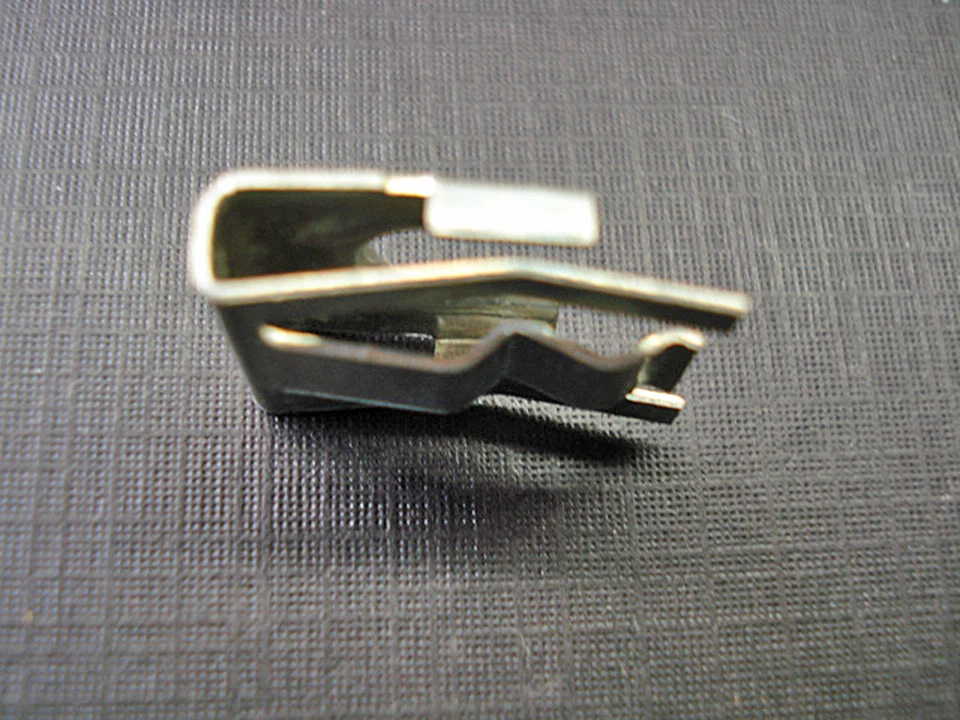 2 pcs NOS van & truck door latch outside rod clips Dodge Plymouth Mopar - Image 4 of 4