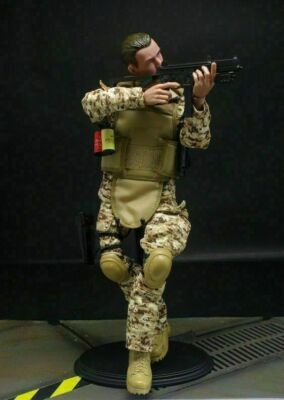 1/6 Army Combat Desert ACU Special Forces Soldier Action