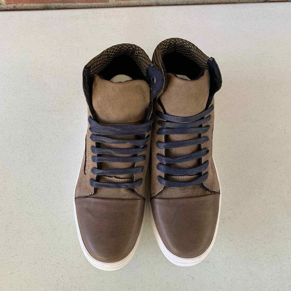 Robert Wayne Garroway high top lace up fashion sneakers Men's Size US 8 D - Image 3 of 4