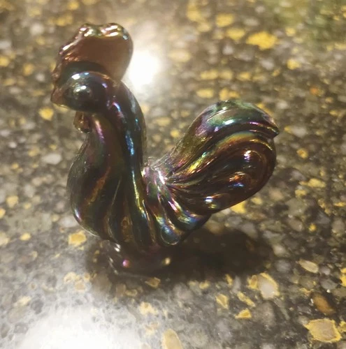 FENTON CARNIVAL Glass MINIATURE ROOSTER FIGURINE Iridescent Amethyst Color