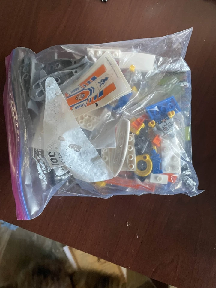 Lego City: Surfer Rescue (60011) 100% completo - Imagem 2 de 2