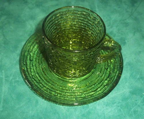  Vintage Anchor Hocking Avocado Green Glass Soreno Cup Saucer Set