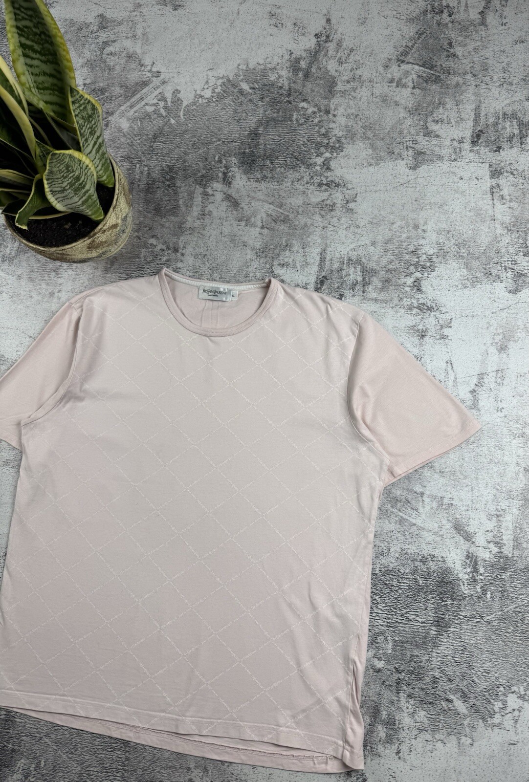 T shirt maglietta vintage Yves Saint Laurent monogramma completo YSL rosa rosa jersey