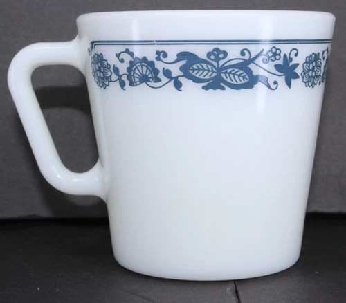 1 Mug D-Handle Pyrex Corelle Old Town Blue Onion Coffee Tea Cups