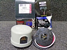 TORK Photocontrol, 105-130 Voltage, 1000 Max. Wattage, With Turn-Lock Mount