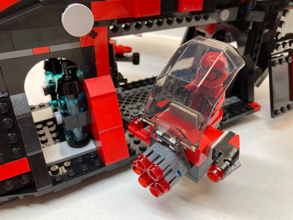 Lego Star Wars Custom Sith Heavy Gunship 100% Lego Parts, Based on 75021 build - Image 3 of 4
