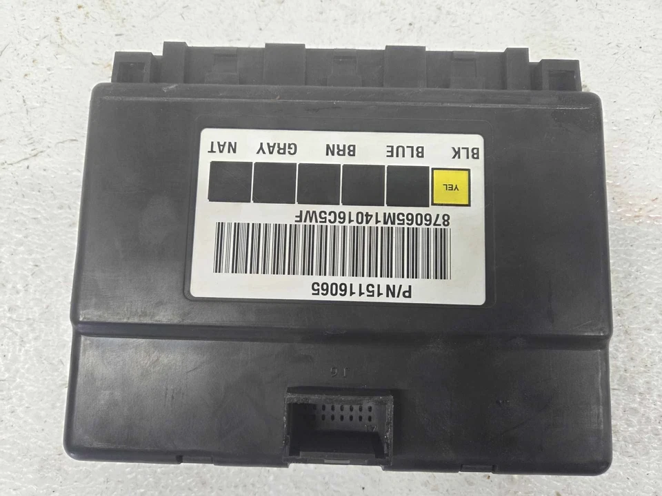 04 Control de carrocería Chevy Express 3500 (bcm) (salpicadero central) Foto 2 de 2