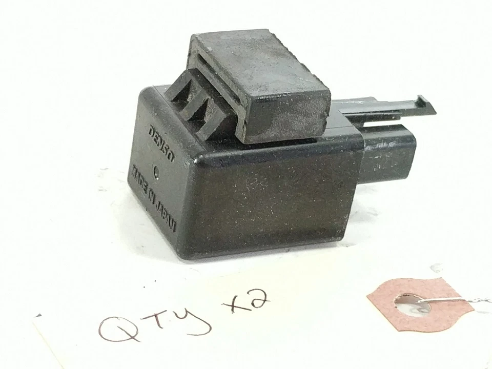 Relé 13-16 TRIUMPH STREET TRIPLE 675 066500-4030 Foto 4 de 4