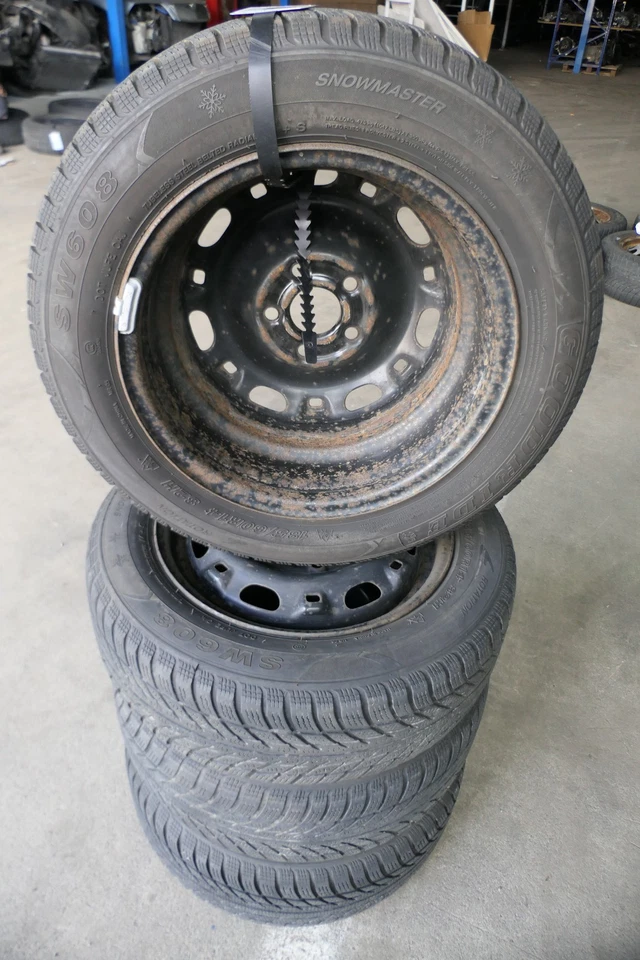 VW Polo 9N3 Ibiza Felgen Reifen 185/60 R14 82H Winterreifen 6jx14H2 ET37 # 5-6mm - Bild 2 von 4