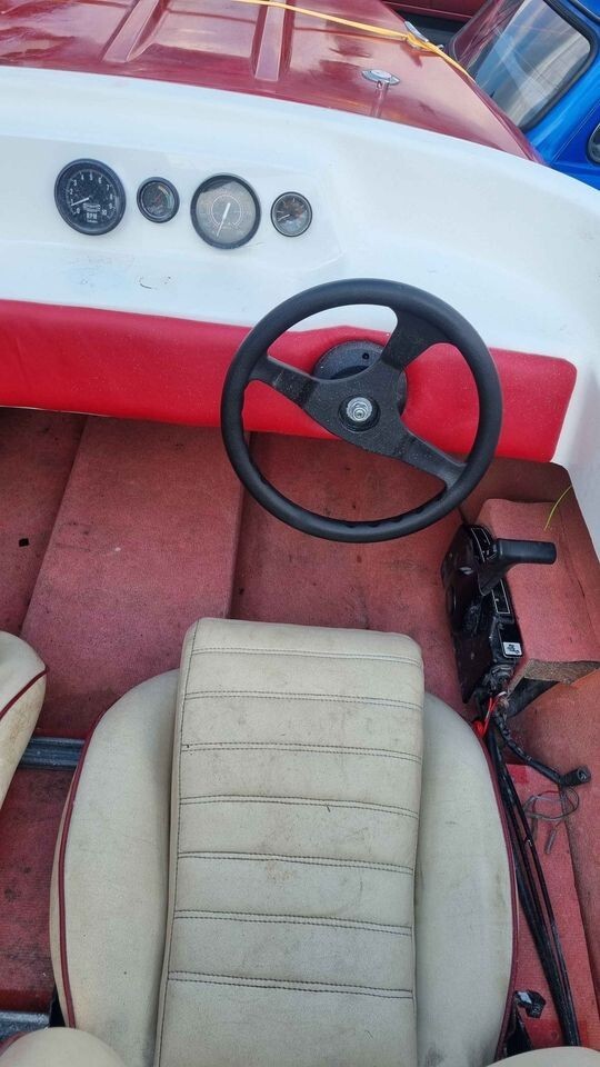18ft Ring Power Boat and Mercury 175hp EFi eBay