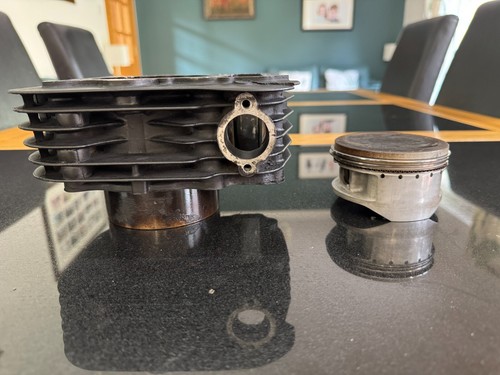 Yamaha XT350 55V Motorcycle Engine Cylinder Barrel & Piston - Good Condition - Picture 6 of 13