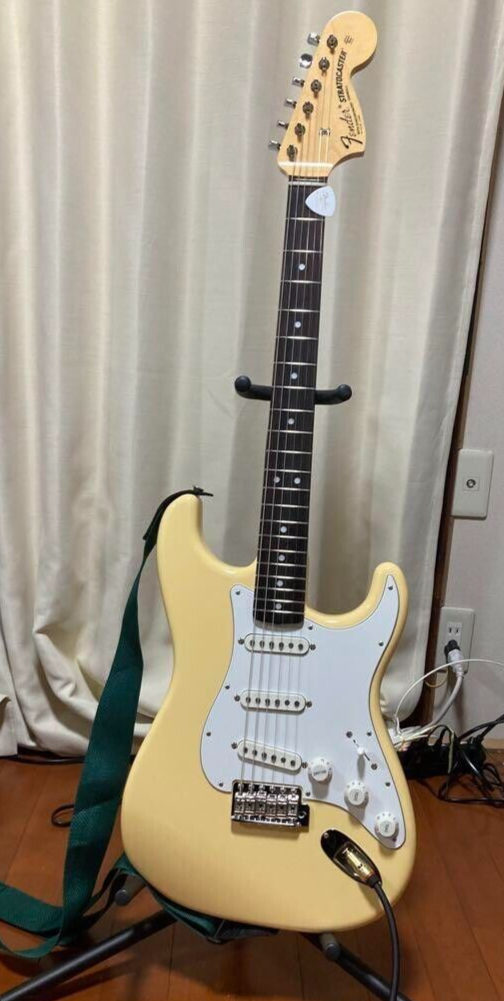Fender Made in Japan Stratocaster Traditional Late 60s series Electric guitar